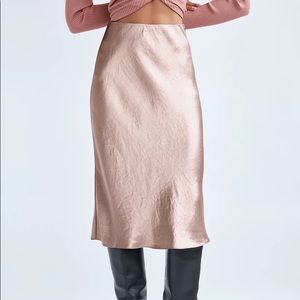 Aritzia babaton slip midi skirt